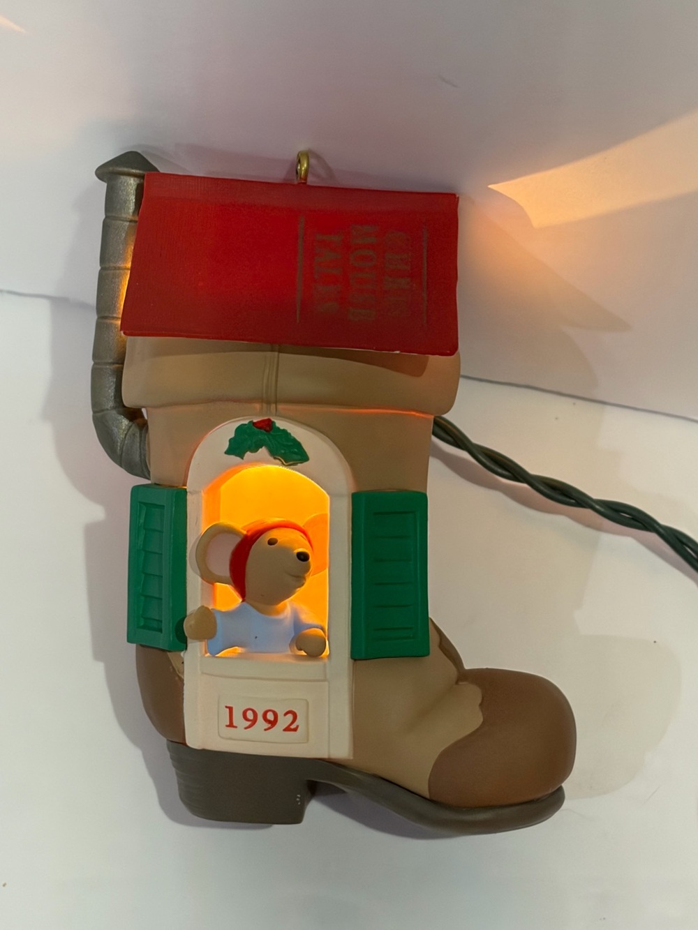 Vintage 1992 Hallmark Keepsake Chris Mouse Tales Magic Light Ornament